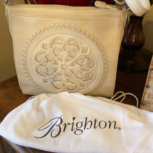 Brighton leather Ferrara crossbody organizer bag - Picture 3 of 12